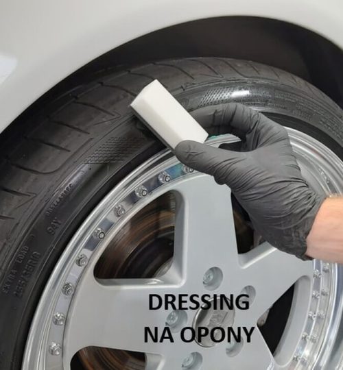 Dressing na opony w Auto Detailing BIG TOY STUDIO Kraków